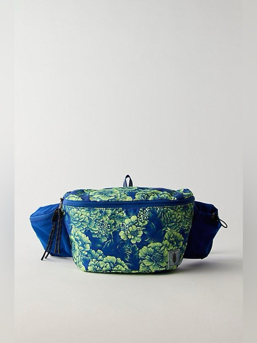 NWT! FP Free People Movement Happy Packer Sling Bag